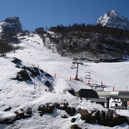 8 Places A Gourette, 3 Chambres, Proche Pistes - Fr-1-400-50 * Gourette
